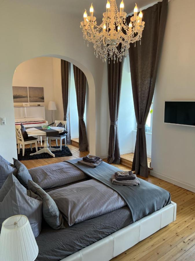 Schloss Grabow, Resting Place & A Luxury Piano Collection Resort, Prignitz Brandenburg Grabow  Exteriér fotografie
