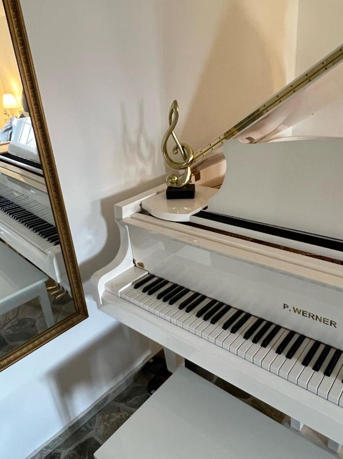 Schloss Grabow, Resting Place & A Luxury Piano Collection Resort, Prignitz Brandenburg Grabow  Exteriér fotografie